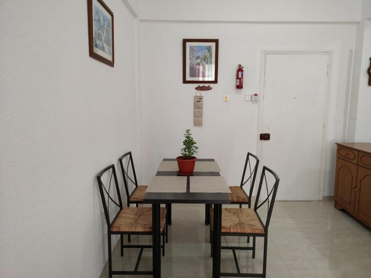 1 Bedroom Apartment Larnaka Exterior foto